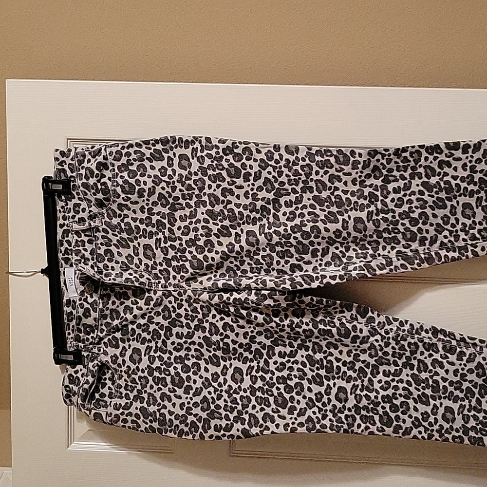 Loft Leopard Skinny jeans